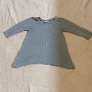 Grey half sleeve tee, curved hem, split sides